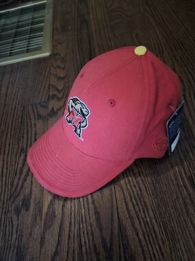 NWT Maryland Terrapins NCAA Red Adjustable Hat Cap